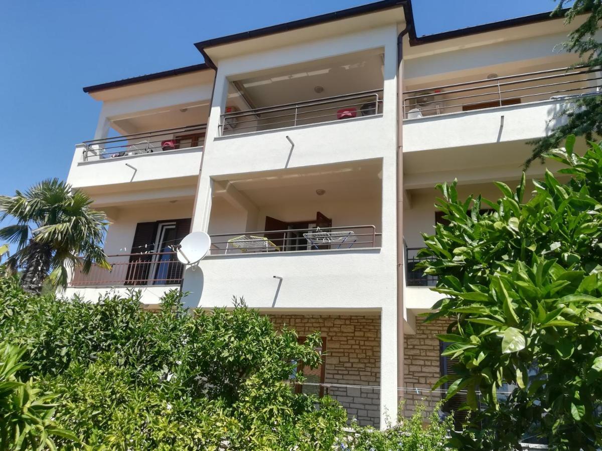 Apartment Kiwi Rabac Bagian luar foto